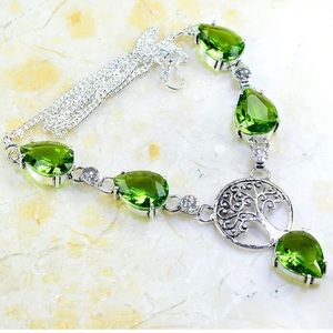 PERIDOT NECKLACE 17 3/4"